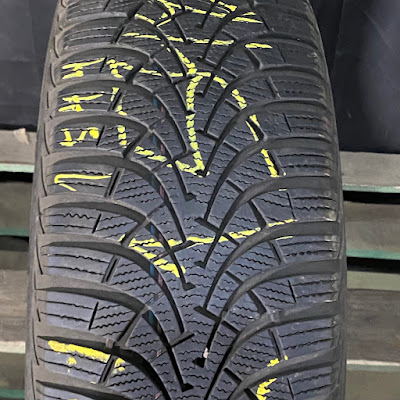 Goodyear 205/60 16, druhá fotografie