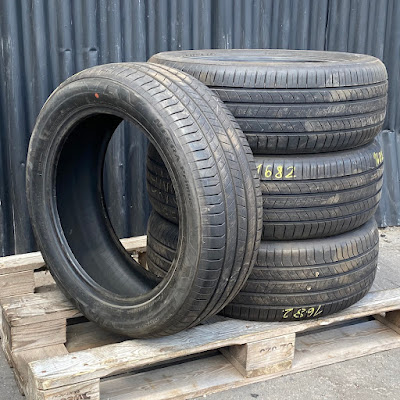 Nexen 215/55 18