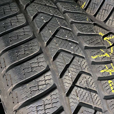 Pirelli 215/55 17, druhá fotografie