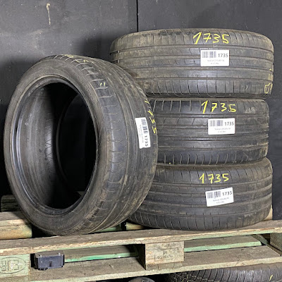 Nokian 235/45 18