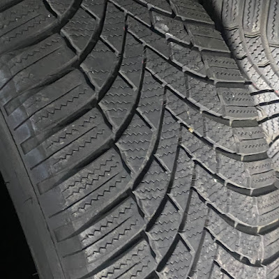 Bridgestone 225/55 19, druhá fotografie