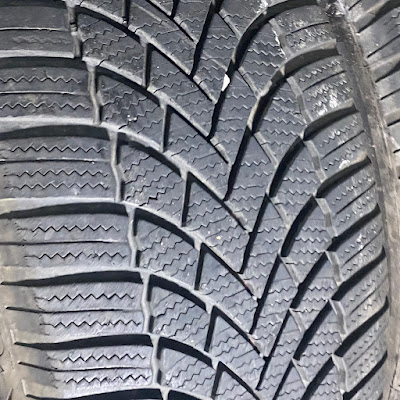 Bridgestone 225/55 19, druhá fotografie