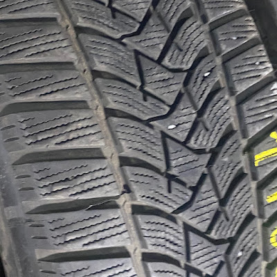 Dunlop 225/55 17, druhá fotografie