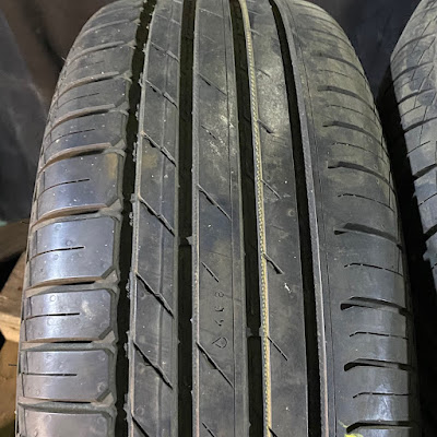 Nokian 215/60 17, druhá fotografie
