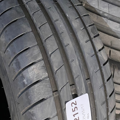 Goodyear 225/55 17, druhá fotografie